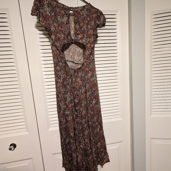Lulu's Floral Print Midi Dress - Picture 5 of 5